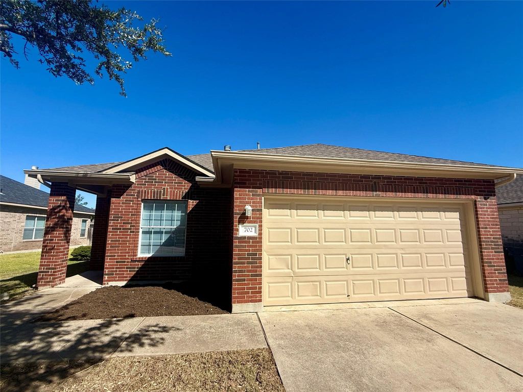 702 Estancia WAY, Leander, TX 78641