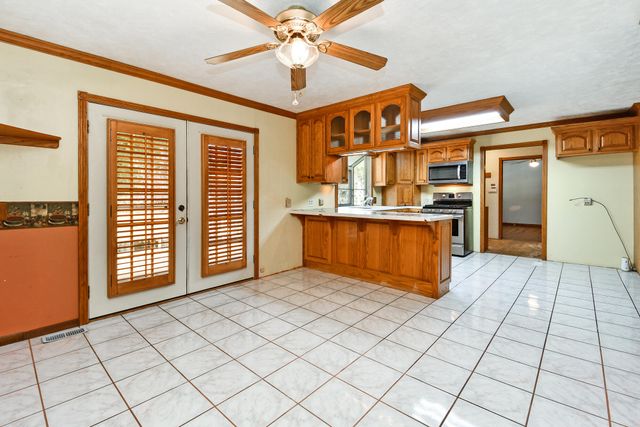 8131 State Hwy W, Ozark, MO 65721