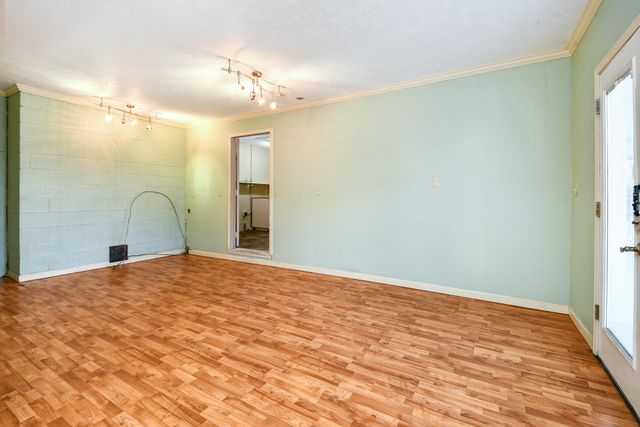 8131 State Hwy W, Ozark, MO 65721