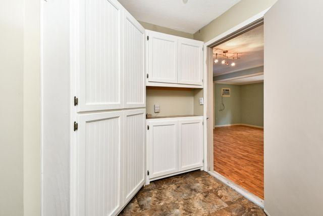 8131 State Hwy W, Ozark, MO 65721