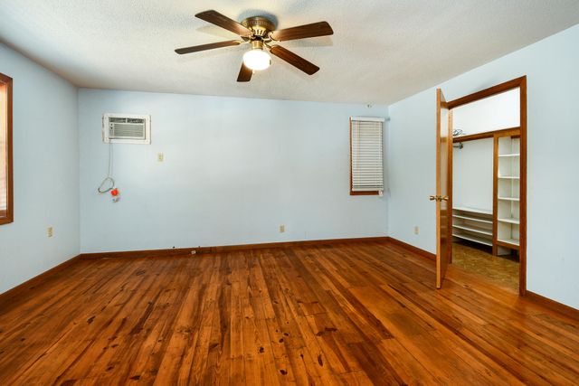 8131 State Hwy W, Ozark, MO 65721