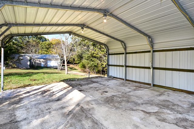 8131 State Hwy W, Ozark, MO 65721