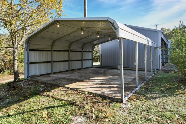 8131 State Hwy W, Ozark, MO 65721