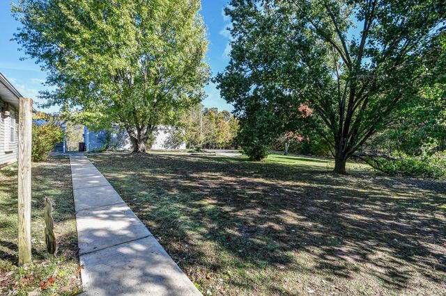 8131 State Hwy W, Ozark, MO 65721