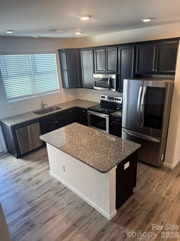 552 Dorman Street, Belmont, NC 28012