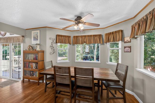 8004 Withrow Ct, Fair Oaks, CA 95628