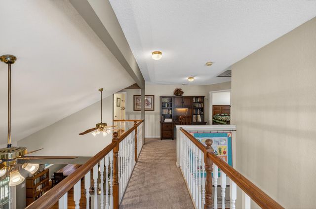 8004 Withrow Ct, Fair Oaks, CA 95628