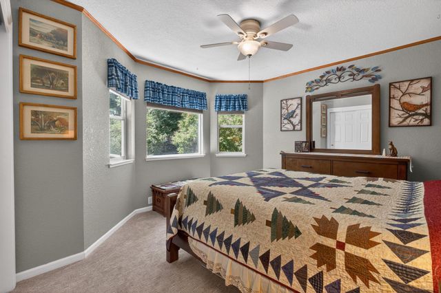8004 Withrow Ct, Fair Oaks, CA 95628