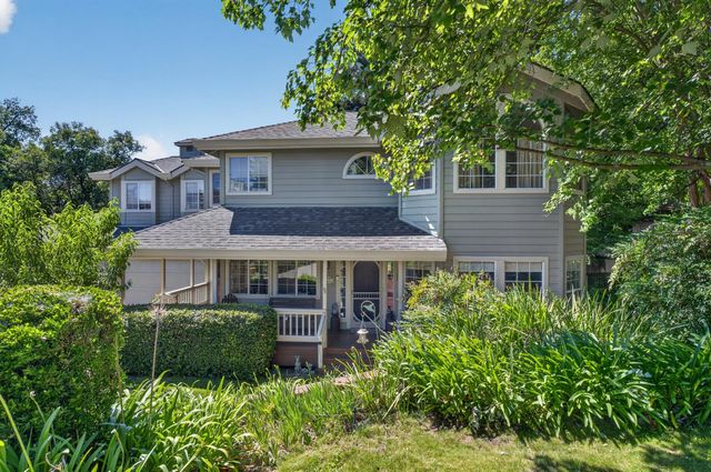 8004 Withrow Ct, Fair Oaks, CA 95628