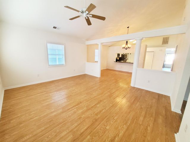 6729 Wisteria Dr., Myrtle Beach, SC 29588