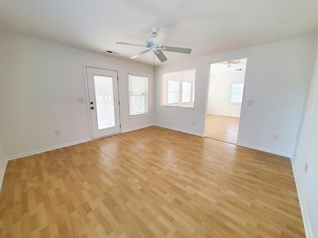 6729 Wisteria Dr., Myrtle Beach, SC 29588