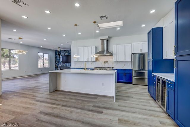 3004 Darby Falls Drive, Las Vegas, NV 89134