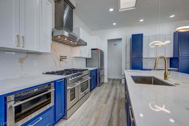 3004 Darby Falls Drive, Las Vegas, NV 89134