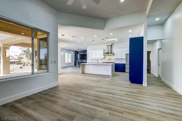 3004 Darby Falls Drive, Las Vegas, NV 89134