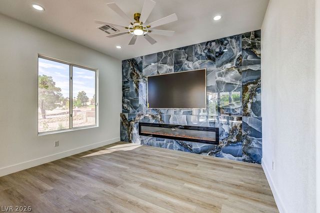 3004 Darby Falls Drive, Las Vegas, NV 89134