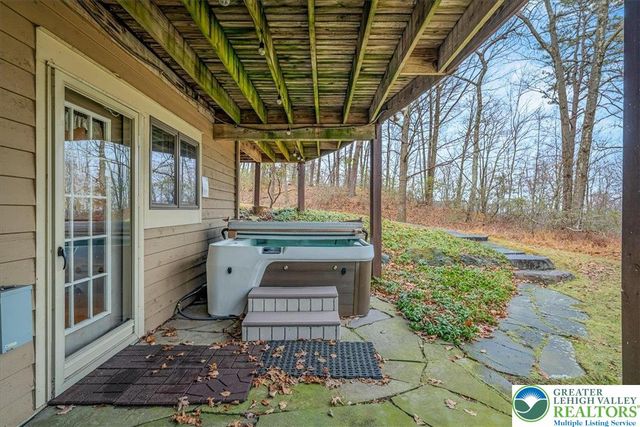 723 Lower Deer Valley Road, Jackson Twp, PA 18372