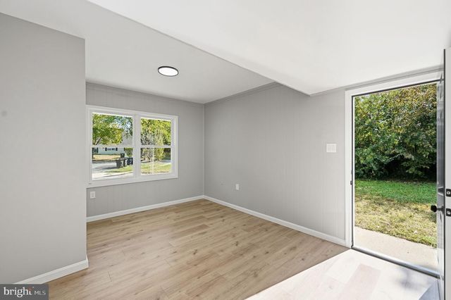 307 TOMPKINS LN, Waldorf, MD 20602