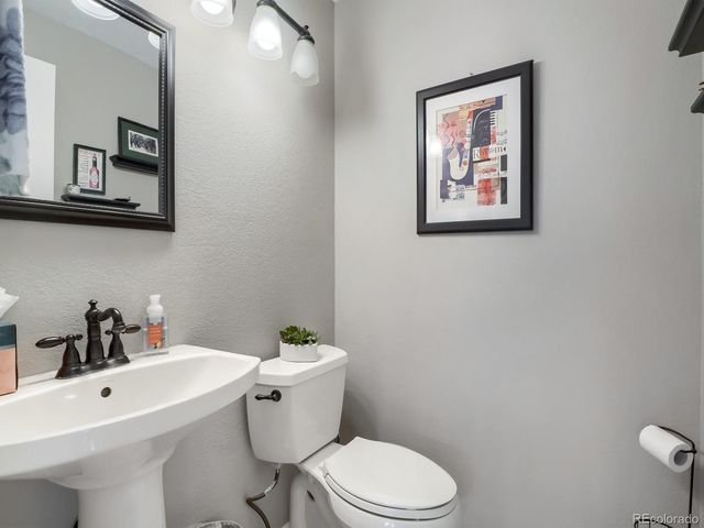 5544 S Xenon Way, Littleton, CO 80127