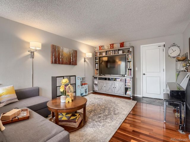 5544 S Xenon Way, Littleton, CO 80127