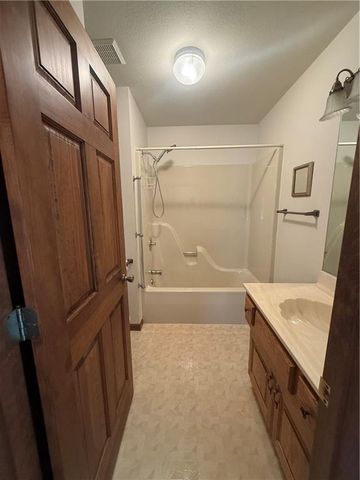 719 S Alco Avenue, Maryville, MO 64468