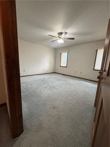 719 S Alco Avenue, Maryville, MO 64468