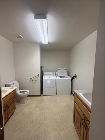 719 S Alco Avenue, Maryville, MO 64468