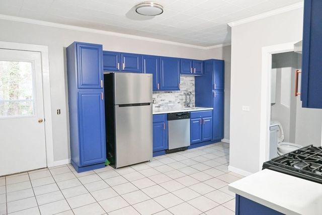 5 North Main Street 1, Easton, MA 02356