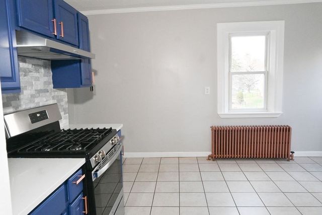 5 North Main Street 1, Easton, MA 02356