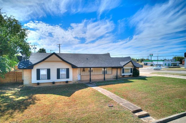 100 Bellaire Drive, Moore, OK 73160