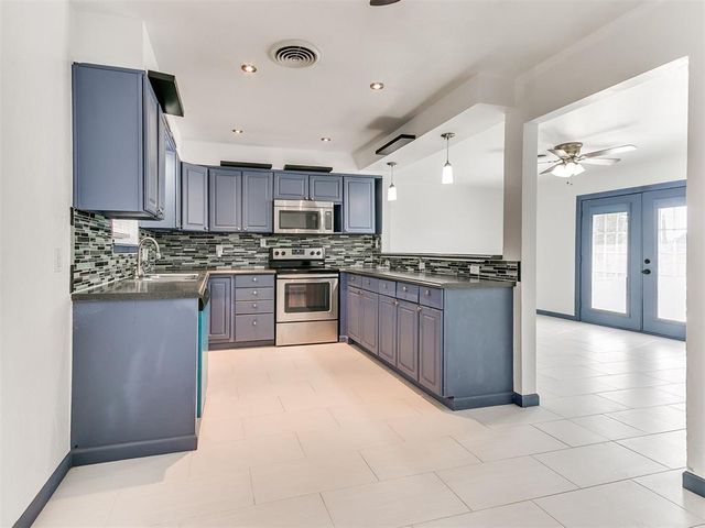 100 Bellaire Drive, Moore, OK 73160