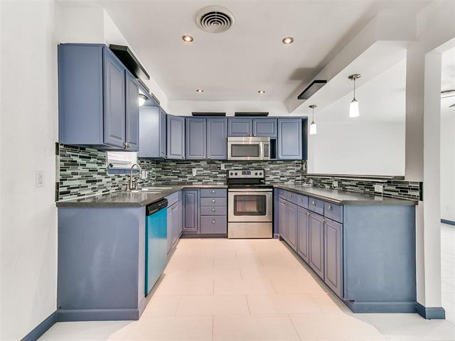 100 Bellaire Drive, Moore, OK 73160