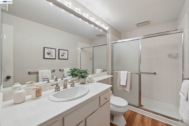 3324 Ptarmigan Dr 1A, Walnut Creek, CA 94595