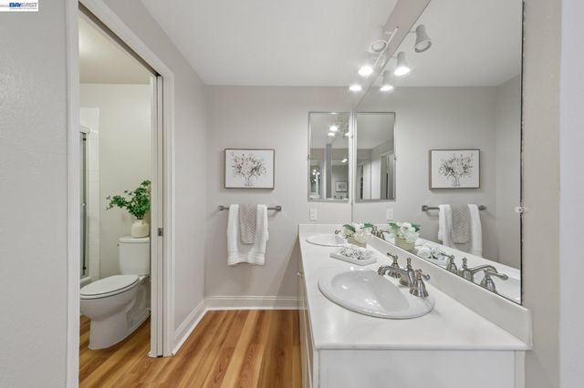 3324 Ptarmigan Dr 1A, Walnut Creek, CA 94595