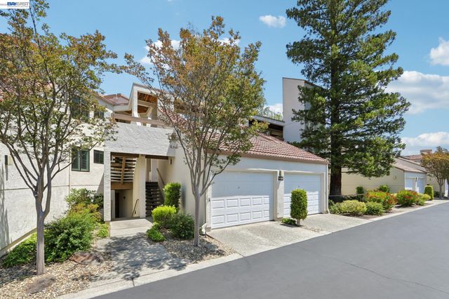 3324 Ptarmigan Dr 1A, Walnut Creek, CA 94595
