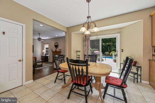 7 KINDLING WAY, Jackson, NJ 08527