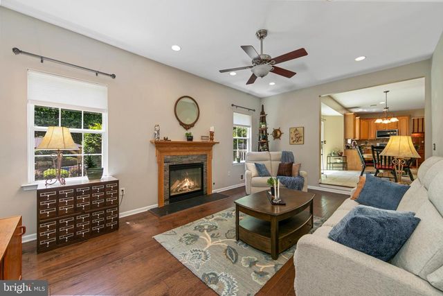 7 KINDLING WAY, Jackson, NJ 08527