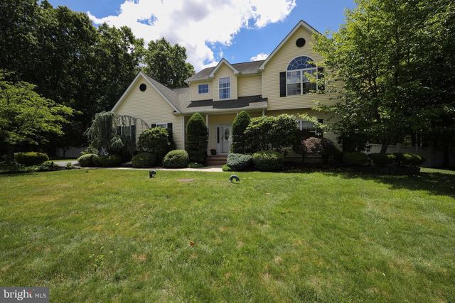 7 KINDLING WAY, Jackson, NJ 08527