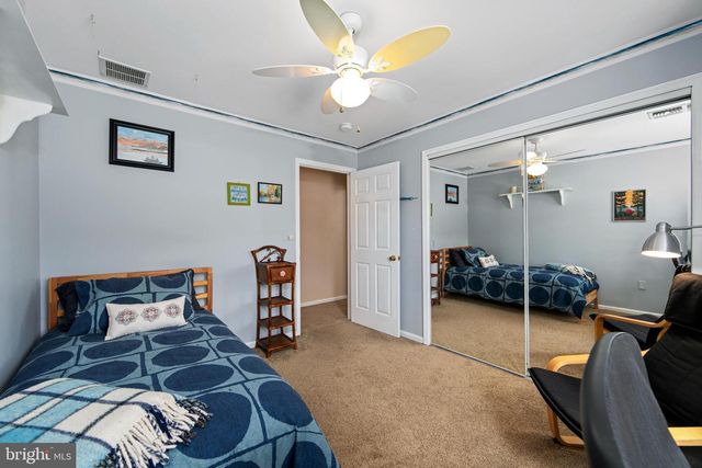 7 KINDLING WAY, Jackson, NJ 08527