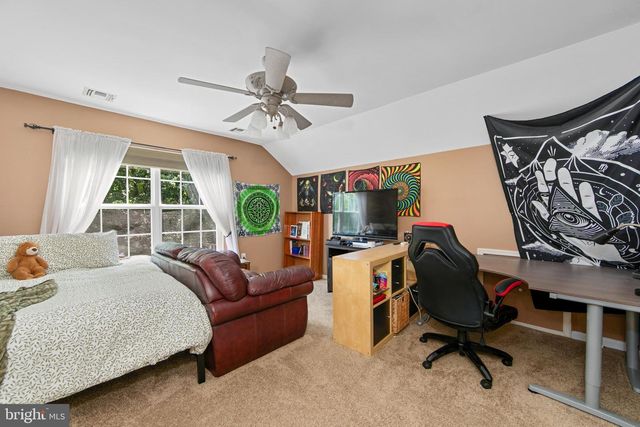 7 KINDLING WAY, Jackson, NJ 08527