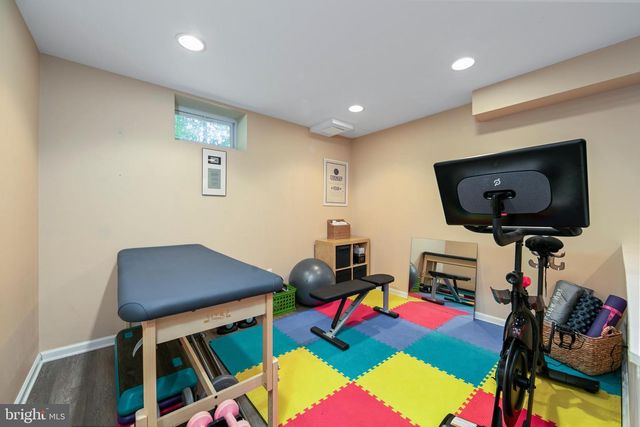 7 KINDLING WAY, Jackson, NJ 08527