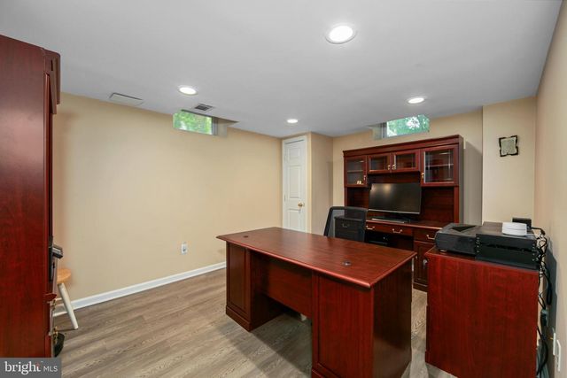 7 KINDLING WAY, Jackson, NJ 08527