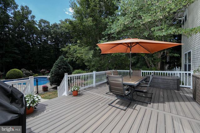 7 KINDLING WAY, Jackson, NJ 08527
