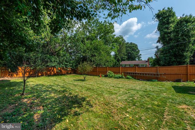 8204 ROCKDALE AVE, Baltimore, MD 21244