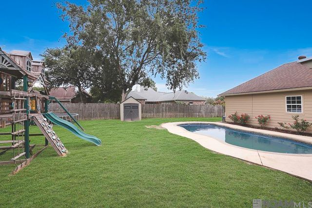 10143 Glen Ridge Ave, Saint George, LA 70809