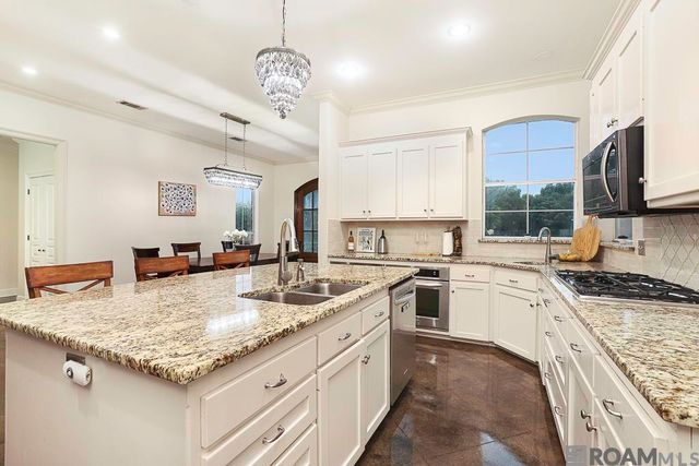 10143 Glen Ridge Ave, Saint George, LA 70809
