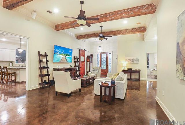 10143 Glen Ridge Ave, Saint George, LA 70809