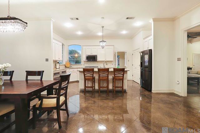 10143 Glen Ridge Ave, Saint George, LA 70809