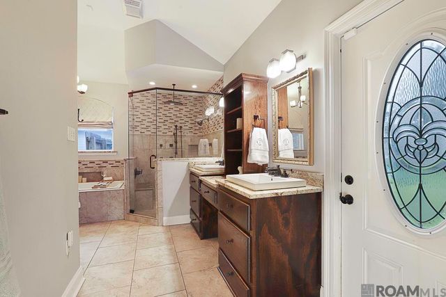 10143 Glen Ridge Ave, Saint George, LA 70809