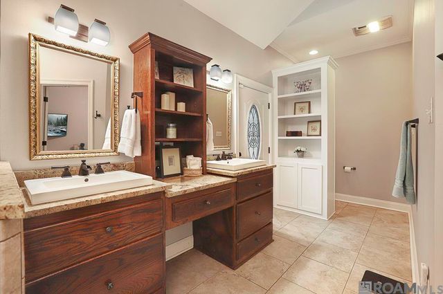 10143 Glen Ridge Ave, Saint George, LA 70809