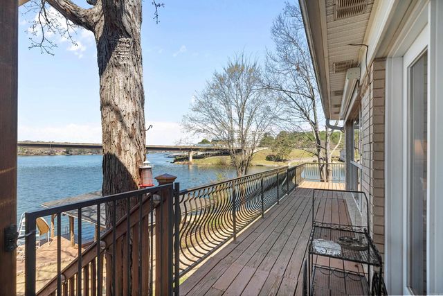 123 Bridgeview, Hot Springs, AR 71913